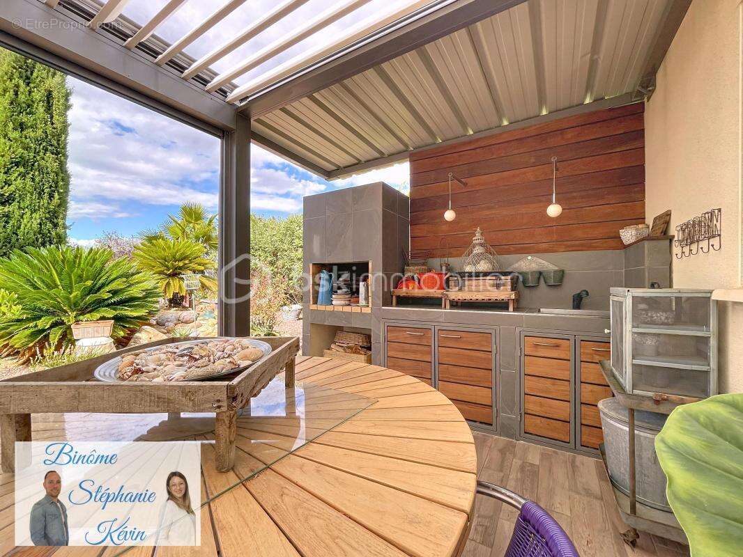 Maison à COURNONSEC