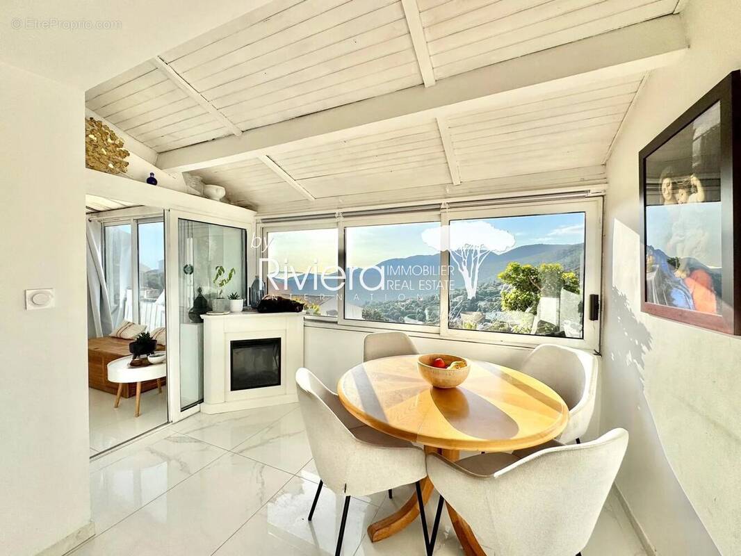 Appartement à LA CROIX-VALMER