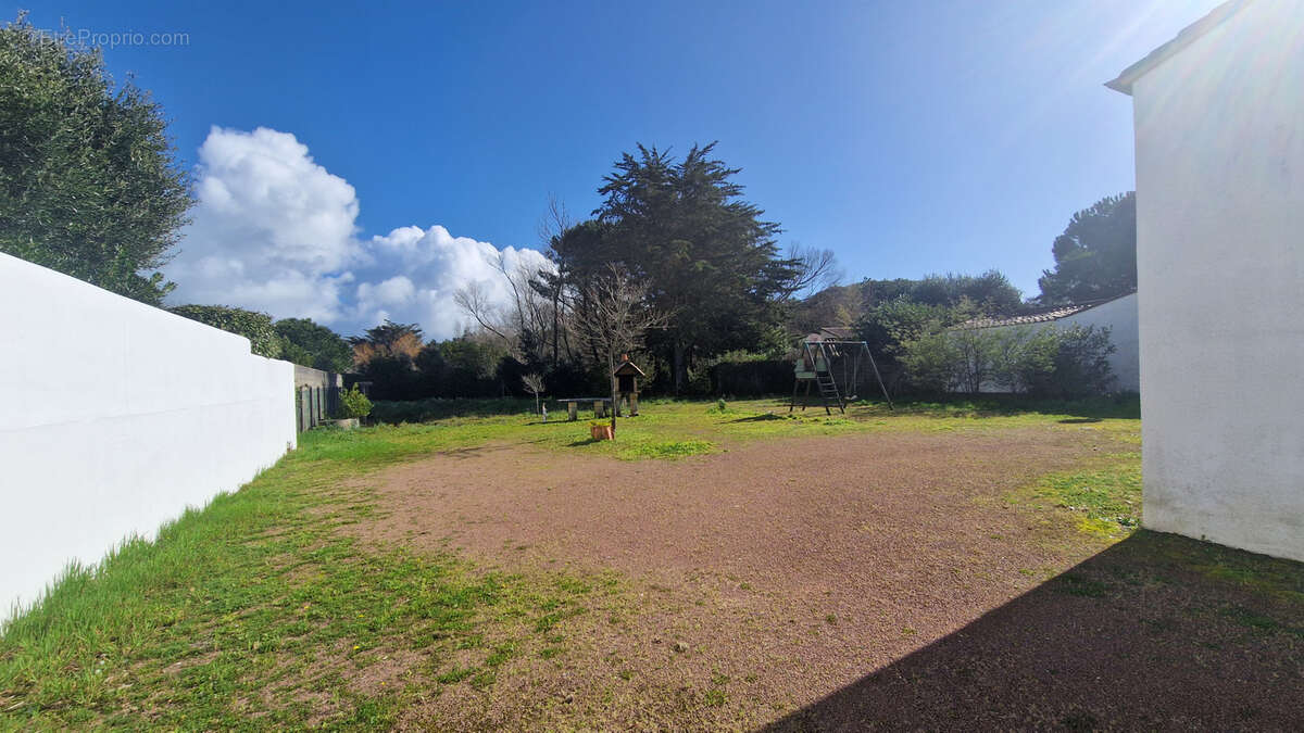Maison à LE BOIS-PLAGE-EN-RE