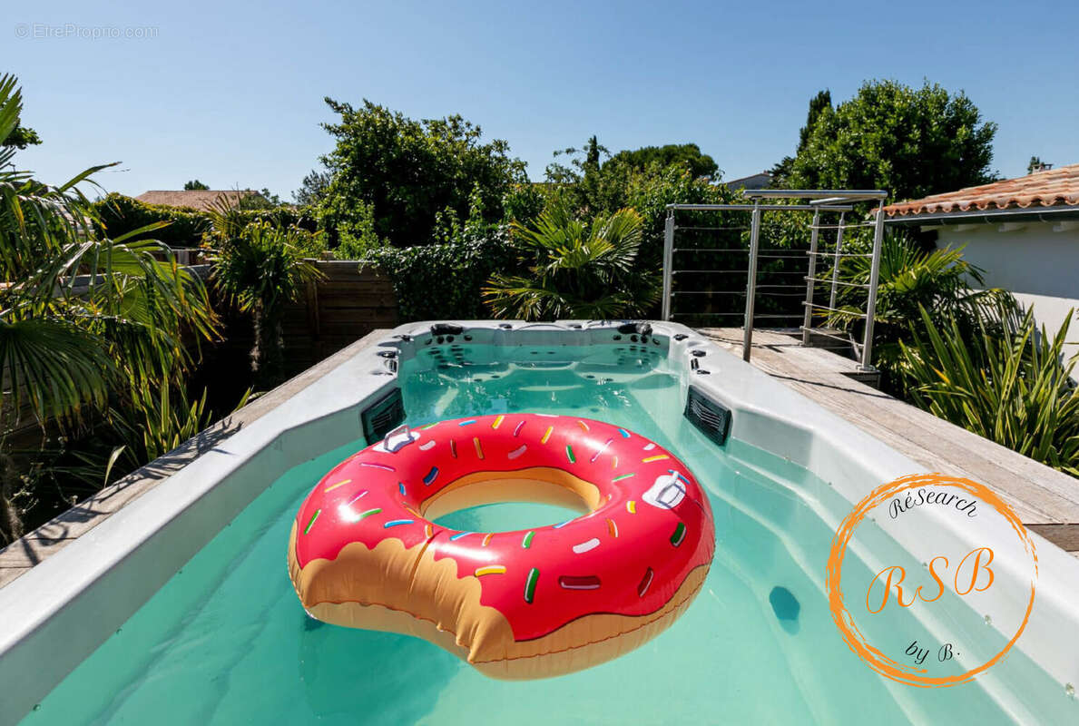 Maison à SAINT-MARTIN-DE-RE