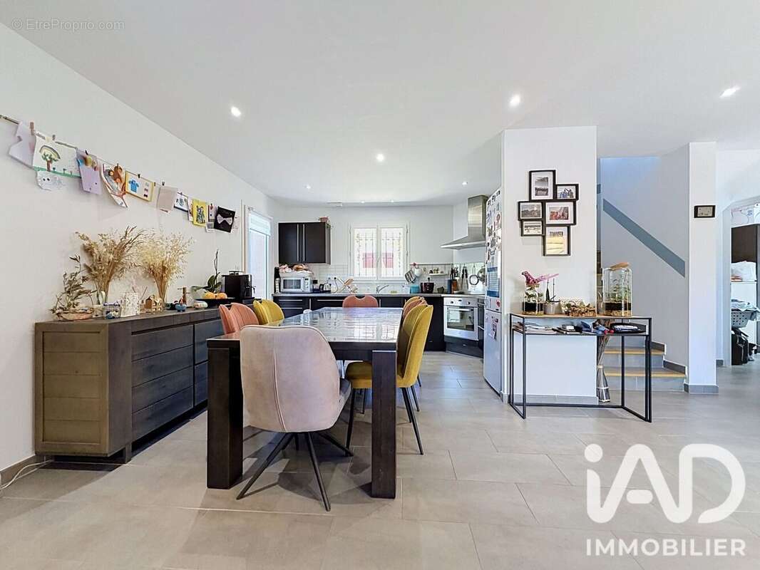 Photo 4 - Maison à SALON-DE-PROVENCE