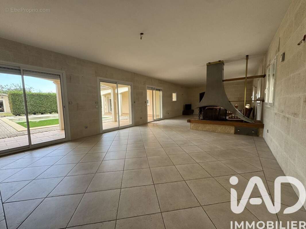 Photo 9 - Maison à AMBARES-ET-LAGRAVE