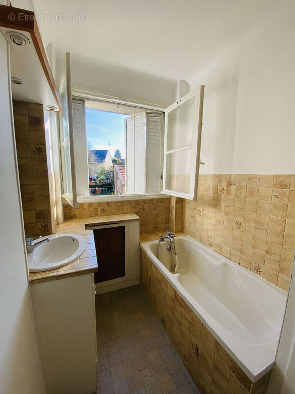 Appartement à MONTEREAU-FAULT-YONNE