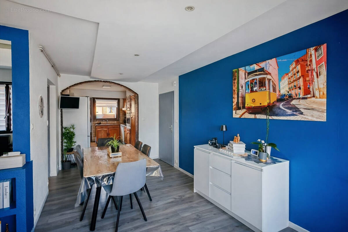 Appartement à CLUSES