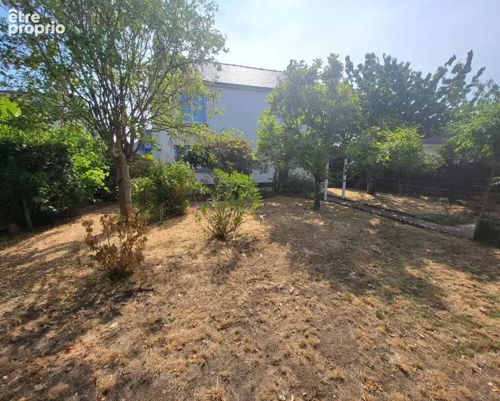 Maison familiale avec fort potentiel – 130 m² habitables (148 m² au sol) – Saint-Herblain Bourg - photo 10