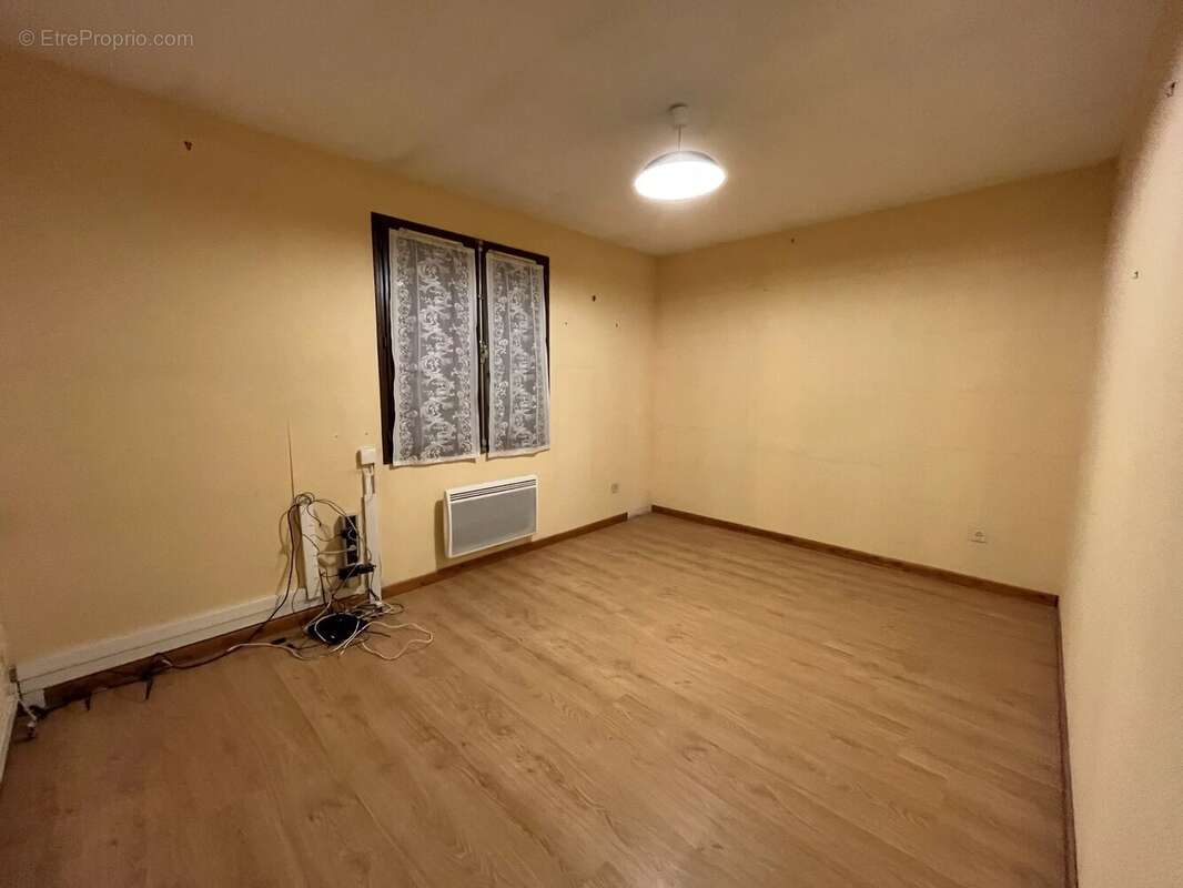 Maison à SAINT-MARCEL-LES-VALENCE