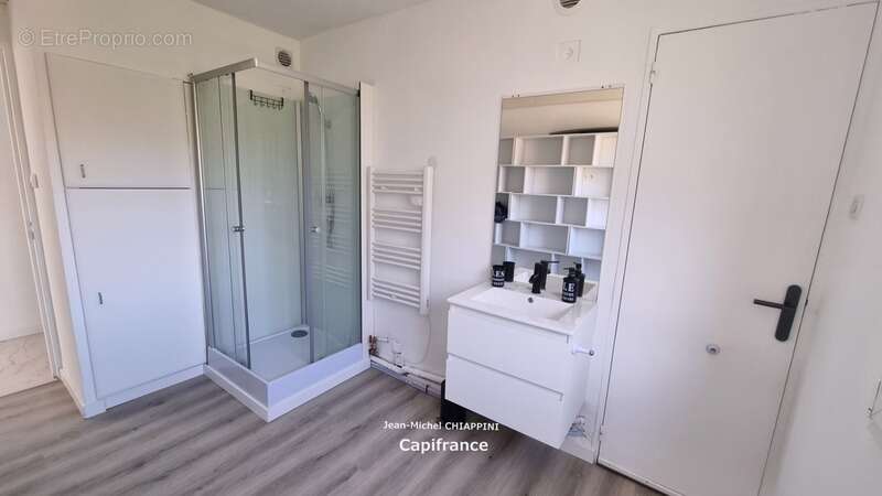 Appartement à MARSEILLE-9E