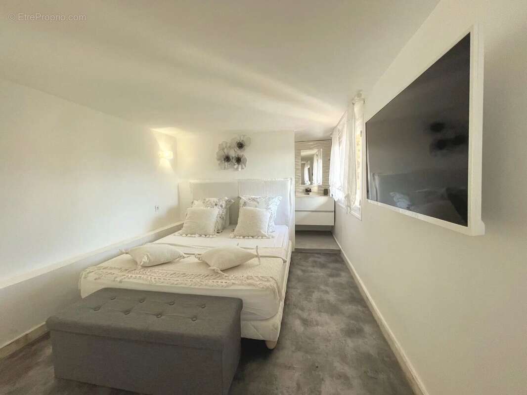 Maison à SAINT-RAPHAEL