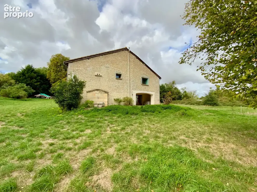 Corps de ferme à la campagne - photo 18