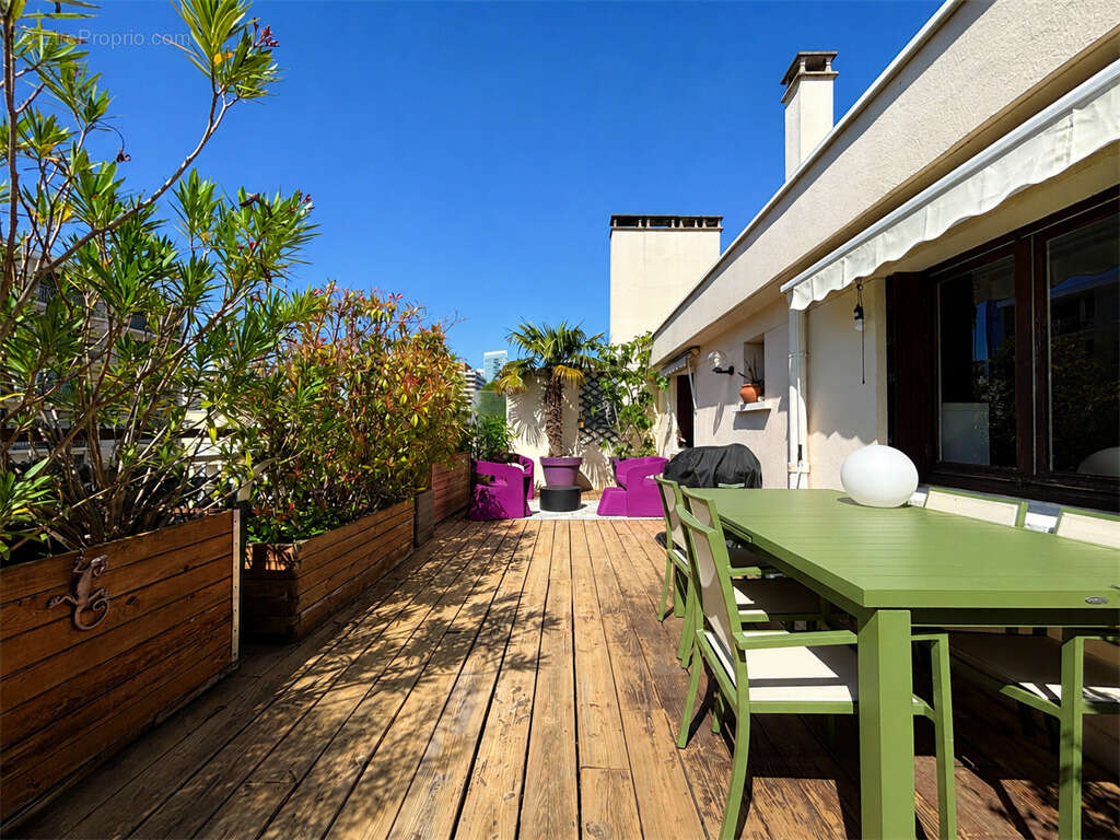 Appartement à PUTEAUX