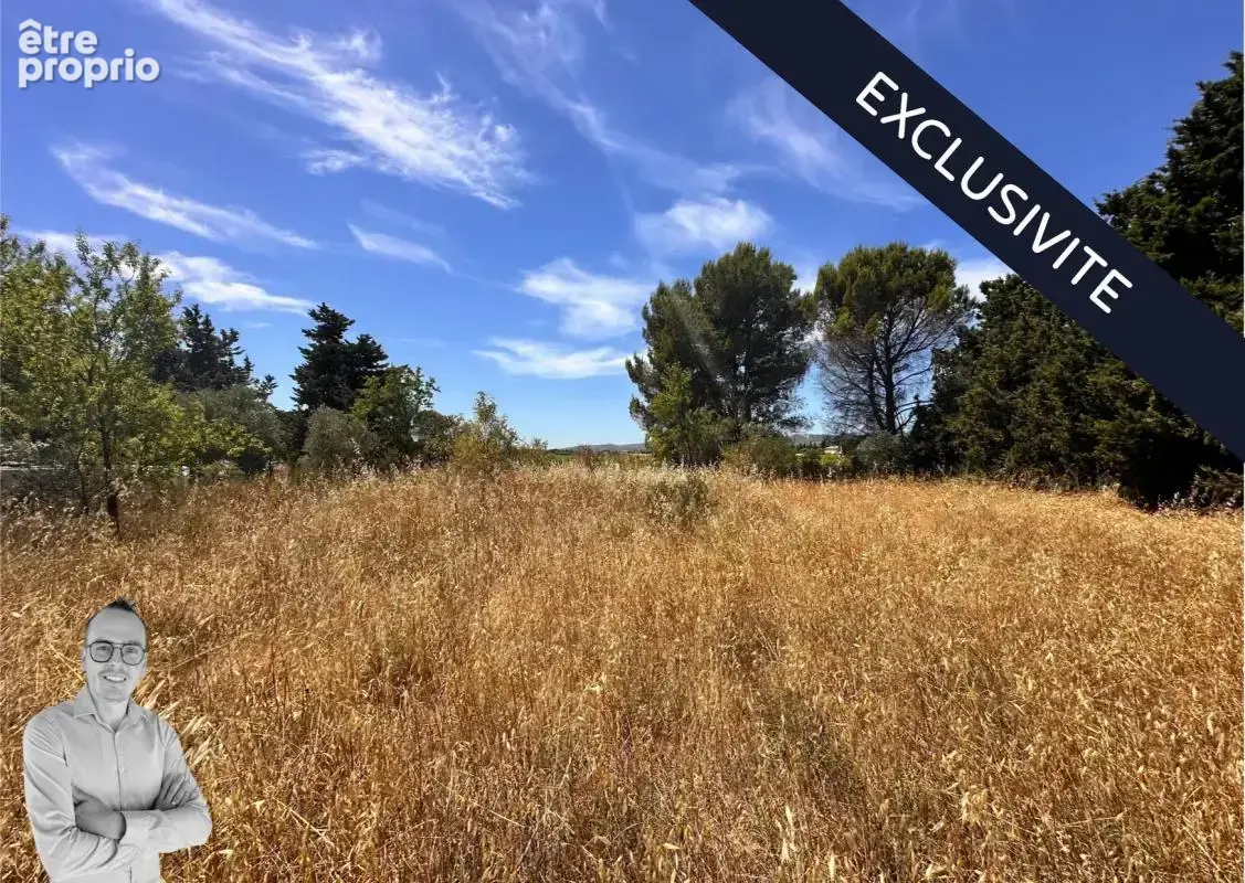 Exclusivité – la fare-les-oliviers – terrain de 1 556 m² dont 885 m² en zone constructible uc - photo 1