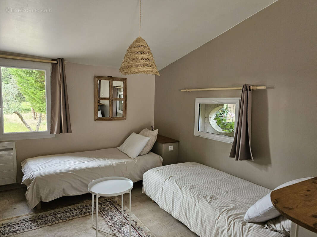Maison 399 m² à Lamotte-Du-Rhone  - photo 6
