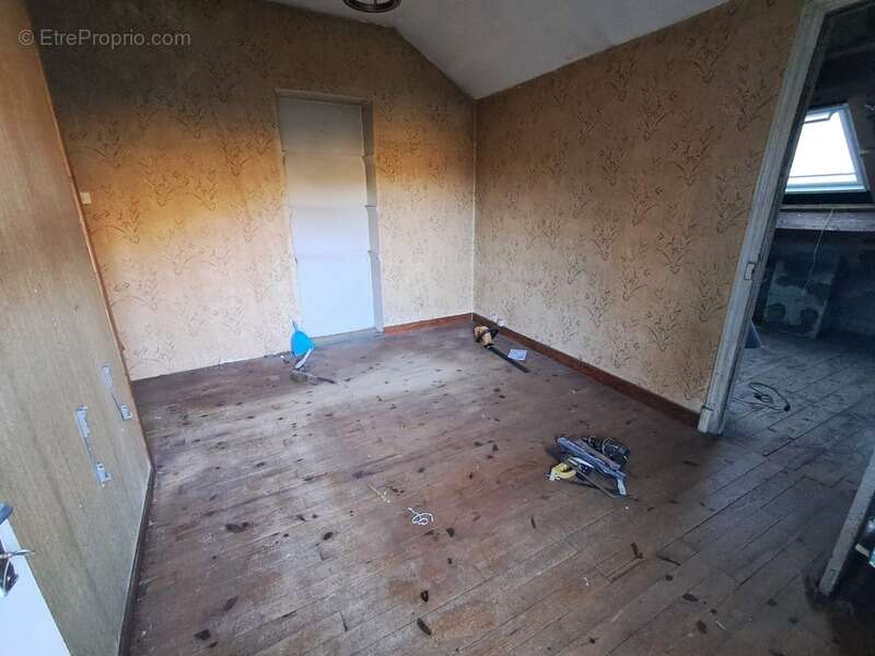 Maison à SARRANCOLIN