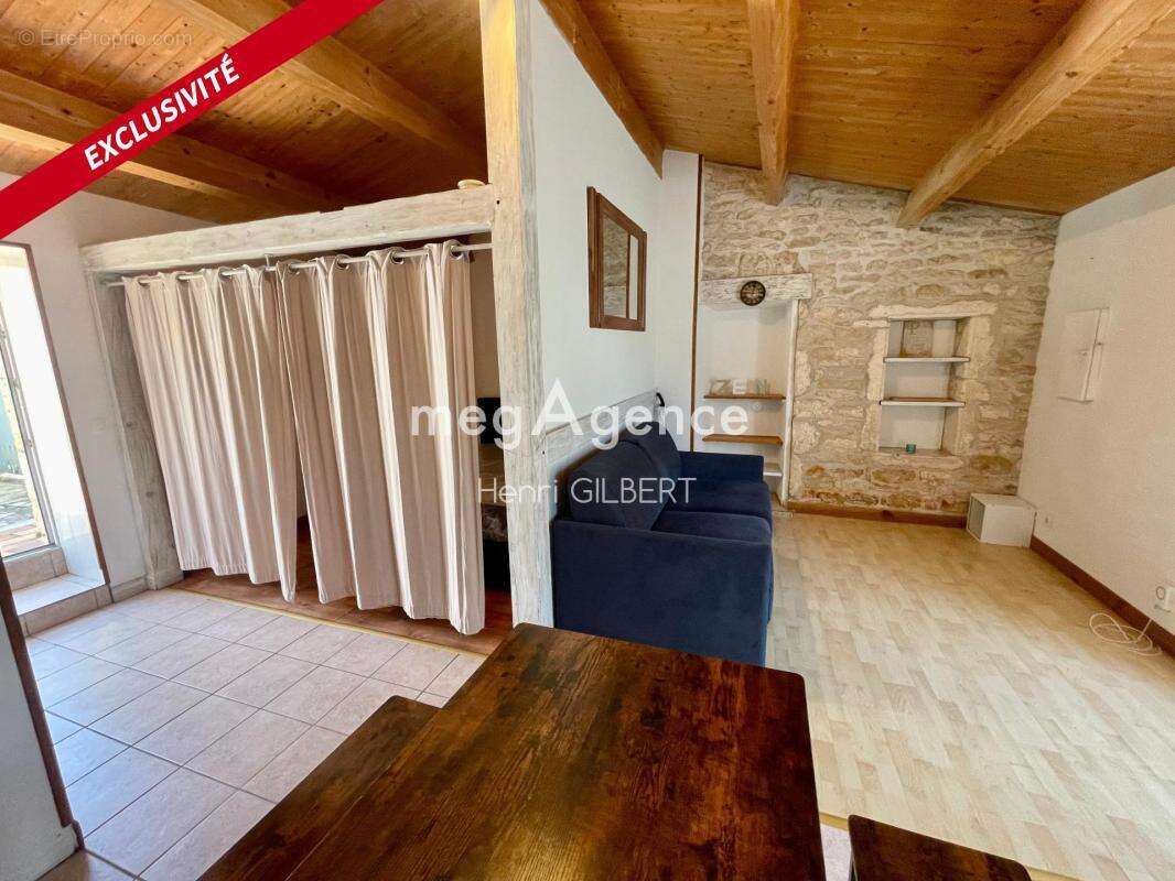Studio / Coin Terrasse construit en pierre - RARE - photo 7