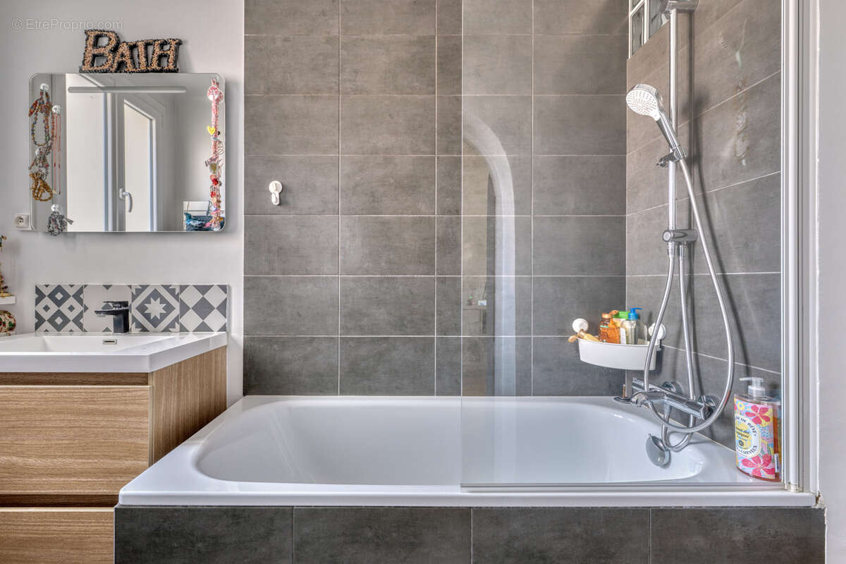 Maison à ASNIERES-SUR-SEINE