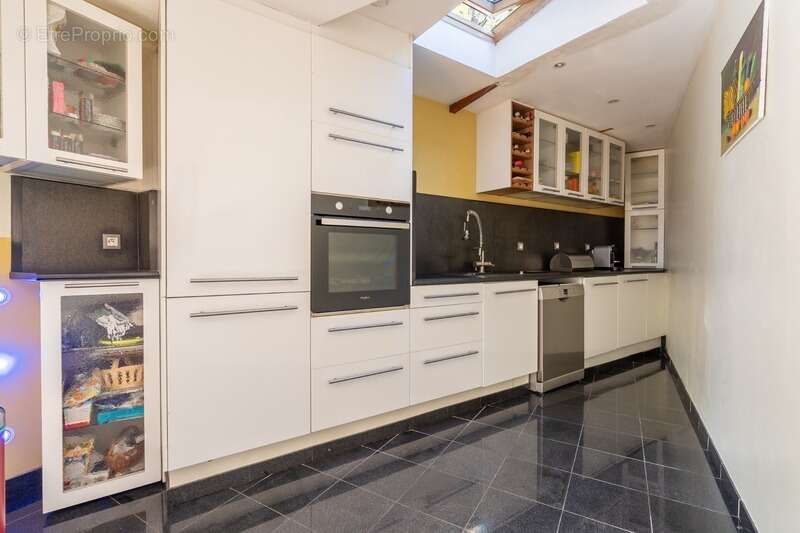 Maison à LE PERREUX-SUR-MARNE