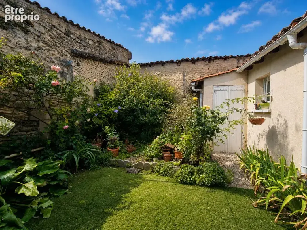 Maison à COGNAC