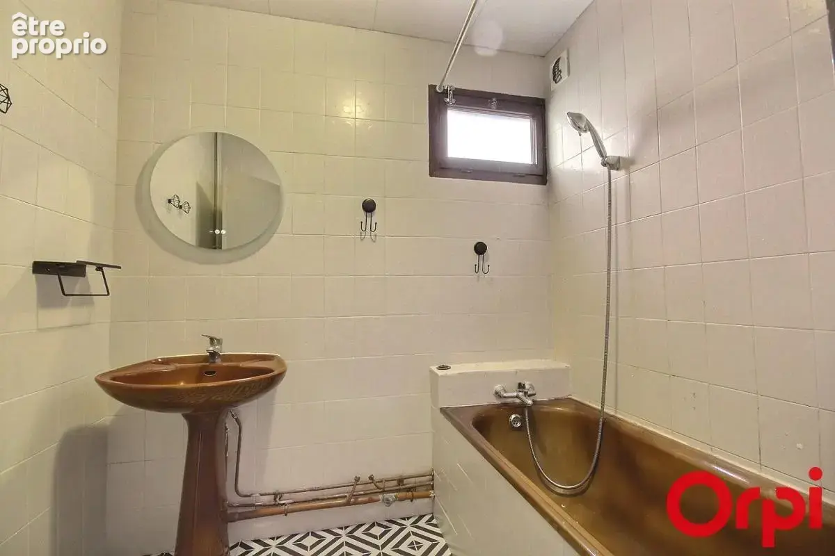 Appartement T5 à vendre - Terrasse - Parking - La fourragère -13012 Marseille - photo 11