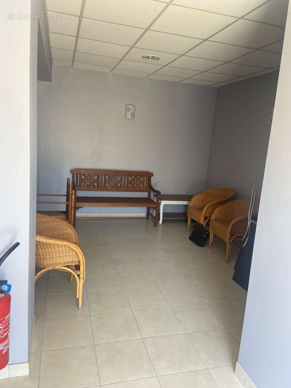 Commerce à SAINT-ESTEVE