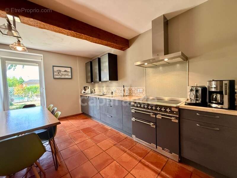 Maison de Maitre CARCASSONNE sur 233m2 habitables , 5 chambres, garage, piscine terrain 1100m2 - photo 18