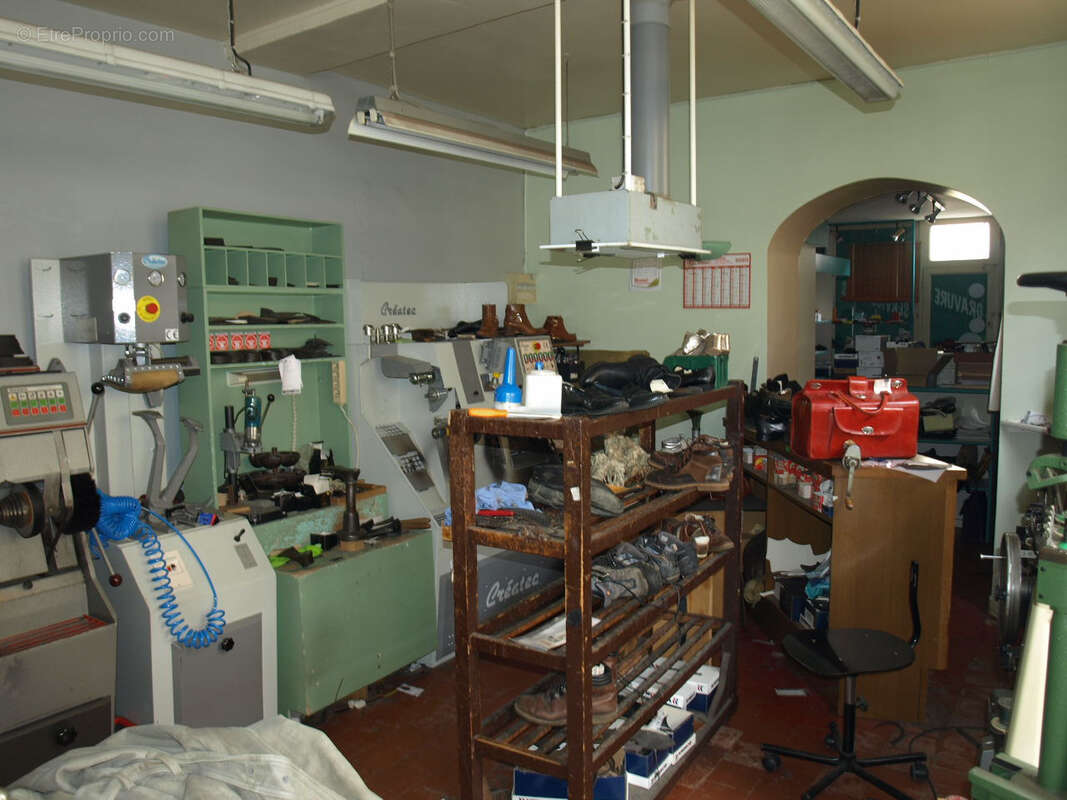 Commerce à COSNE-COURS-SUR-LOIRE