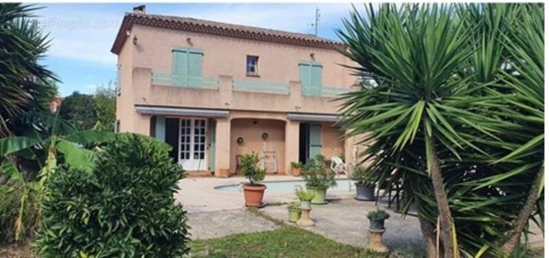 Maison à NIMES