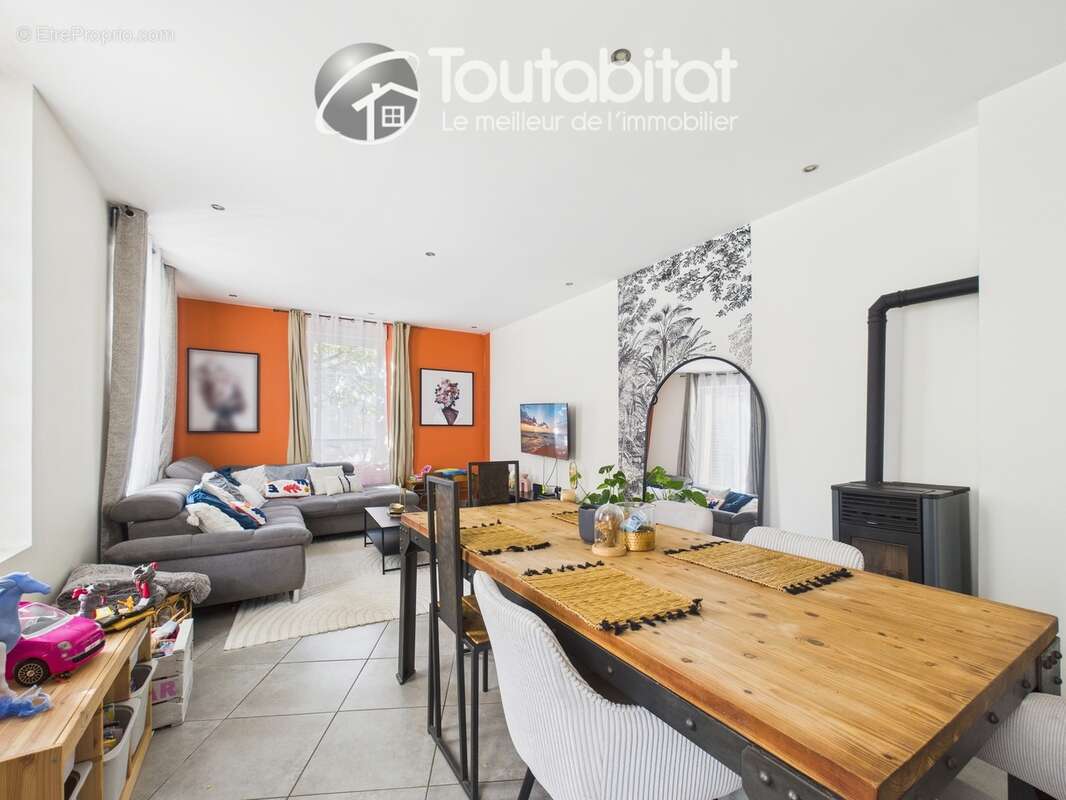 Maison à CHARLEVILLE-MEZIERES