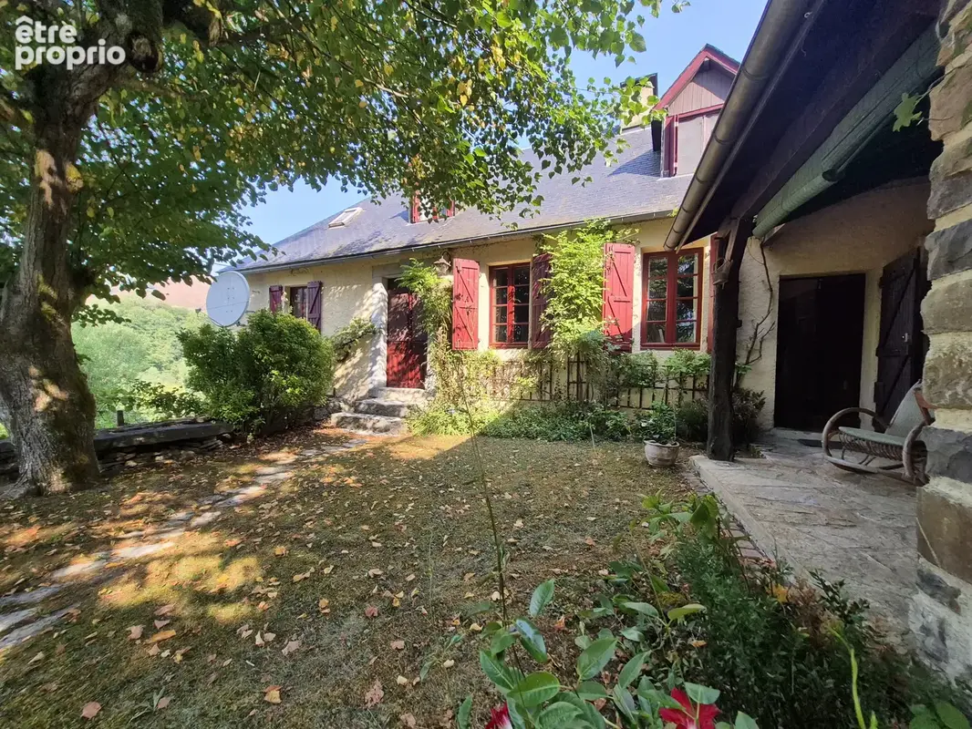 Maison à LOMNE