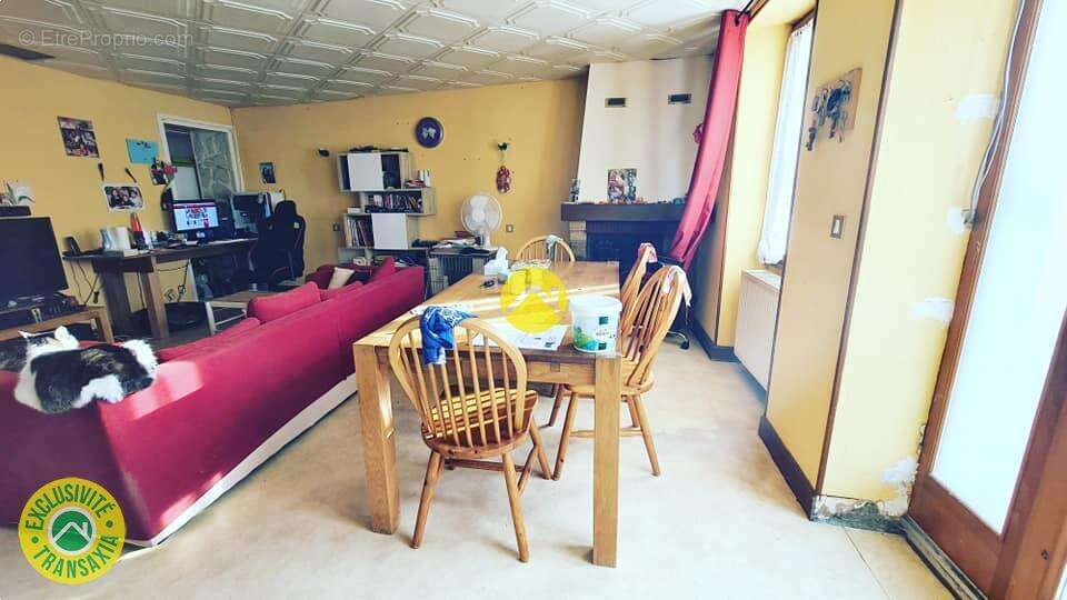 Maison à LES AIX-D&#039;ANGILLON