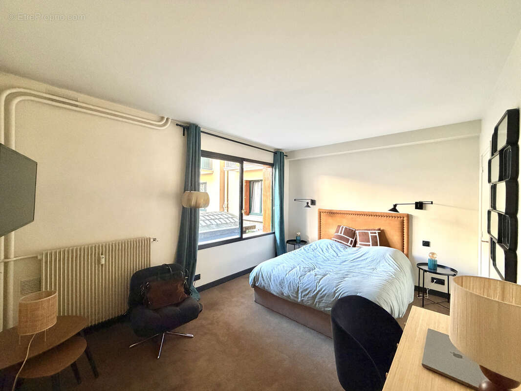 Appartement à PARIS-12E