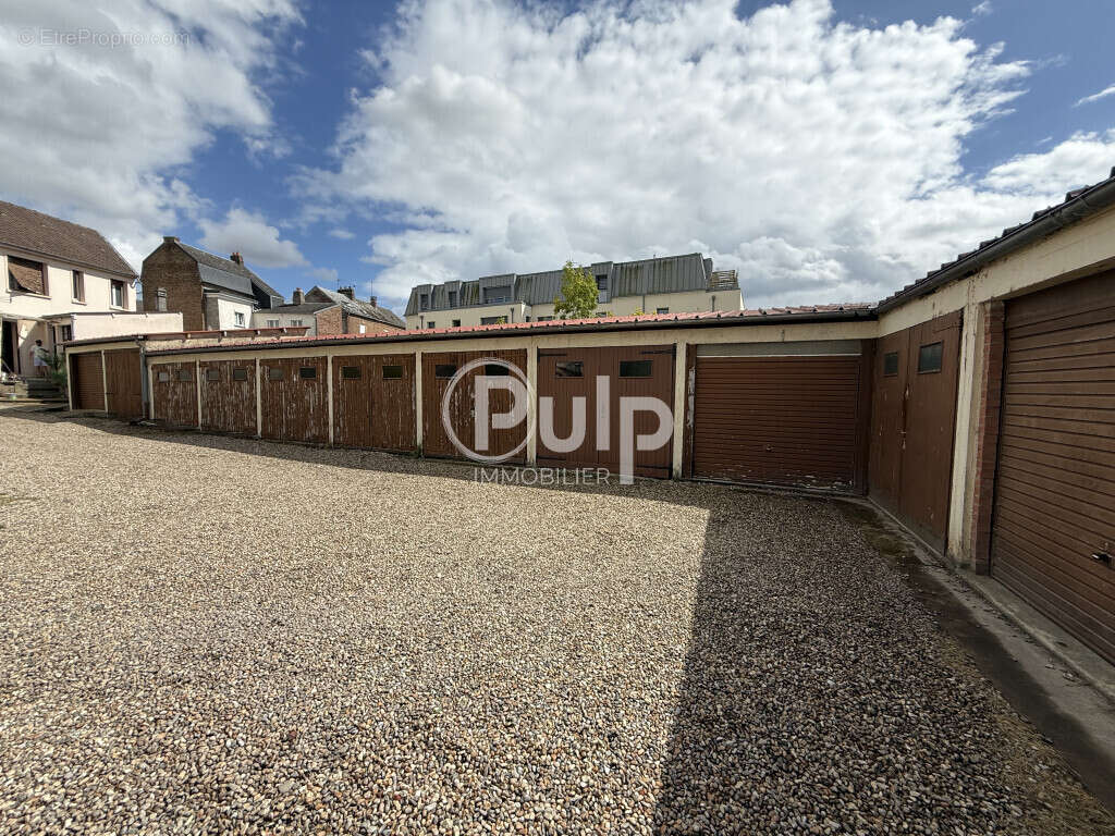 Parking à ABBEVILLE