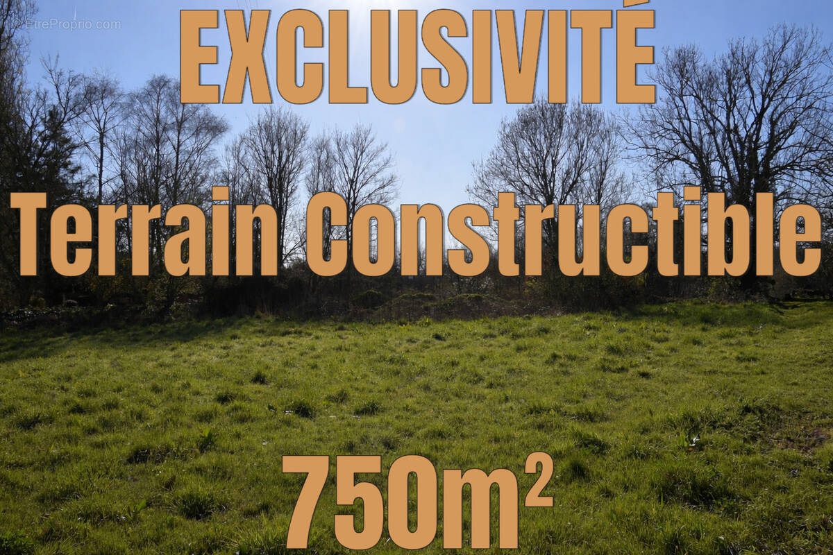Terrain à MOUEN
