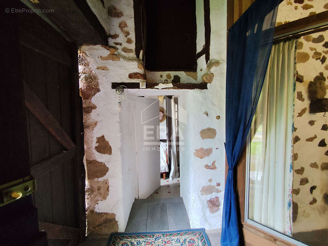 Maison à AVAILLES-LIMOUZINE