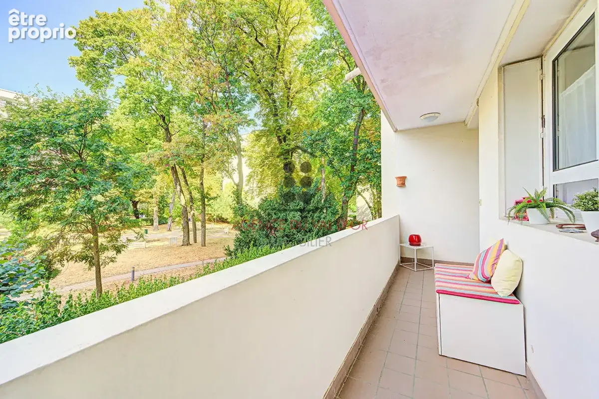 Appartement Saint-Cloud / 4 pièces 73.28 m2 / Parfait état - photo 7