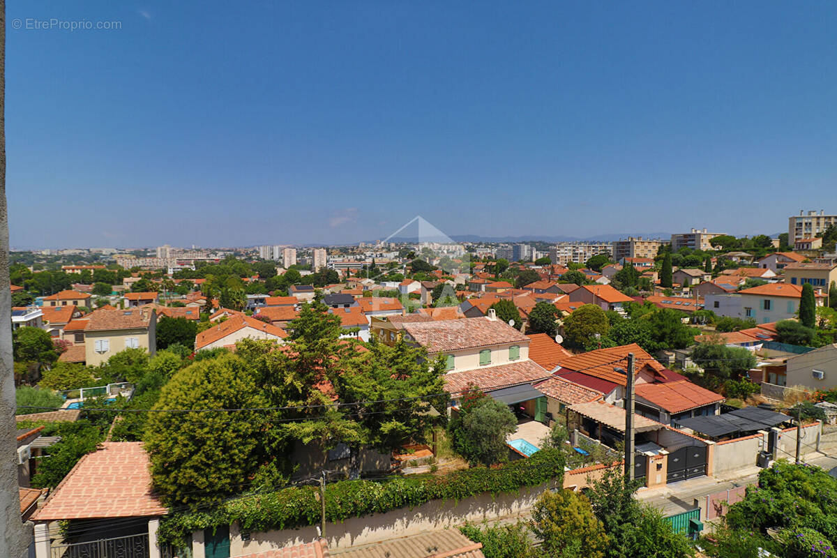 Appartement à MARSEILLE-10E