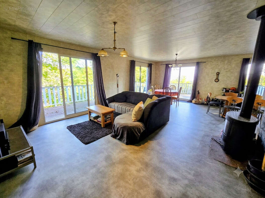 Maison à CHADRAC