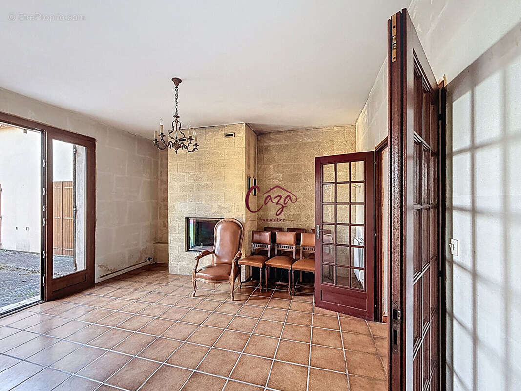 Maison à SAINT-CAPRAIS-DE-BORDEAUX