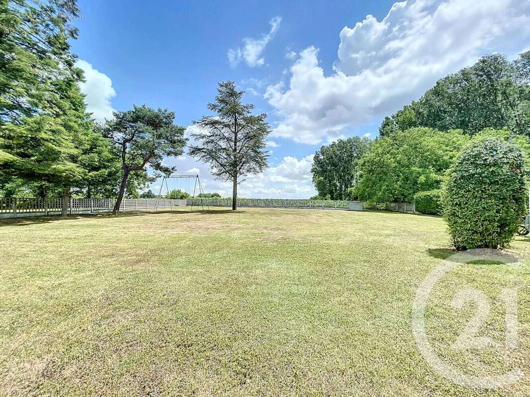 Maison à COURLON-SUR-YONNE