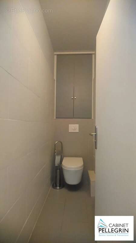 Appartement à MARSEILLE-5E