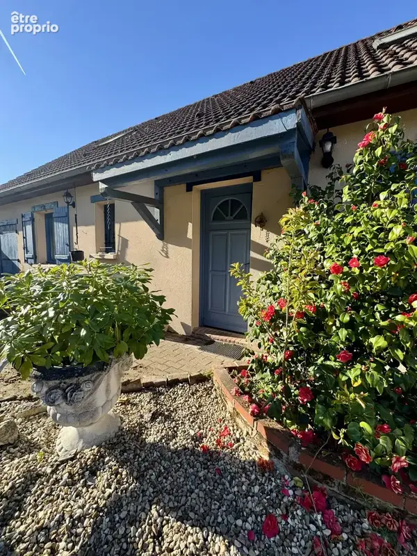 Maison à LES BORDES