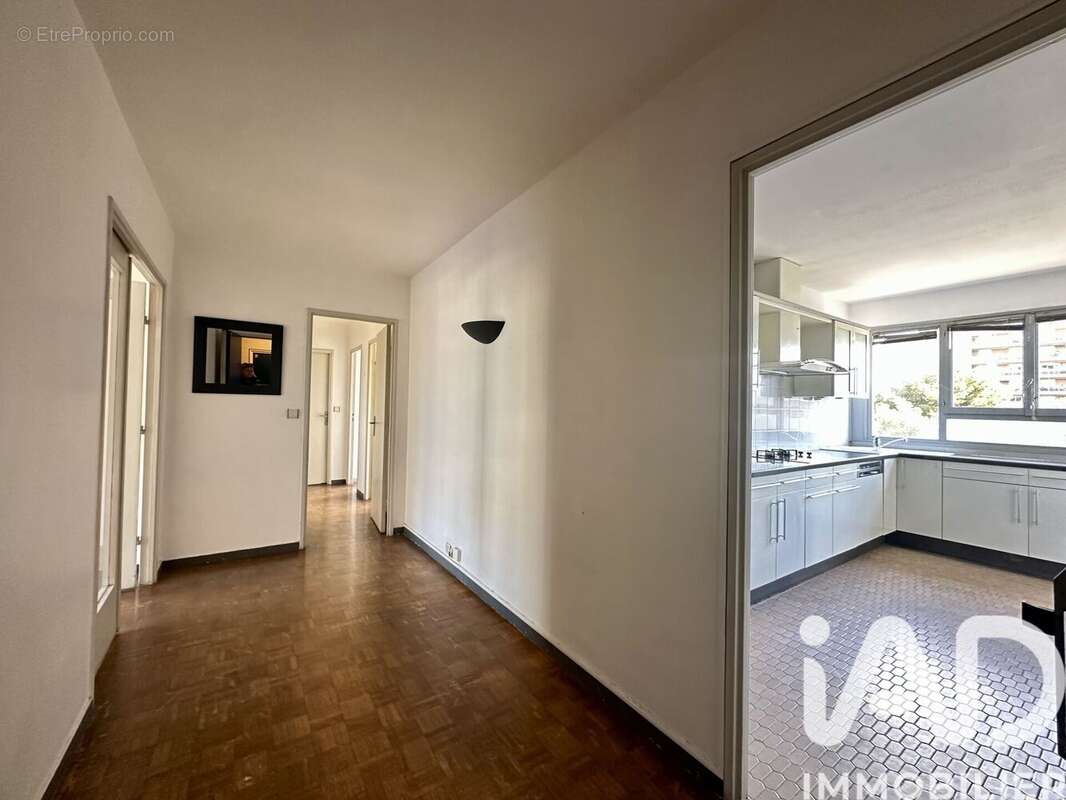 Photo 5 - Appartement à MARSEILLE-6E