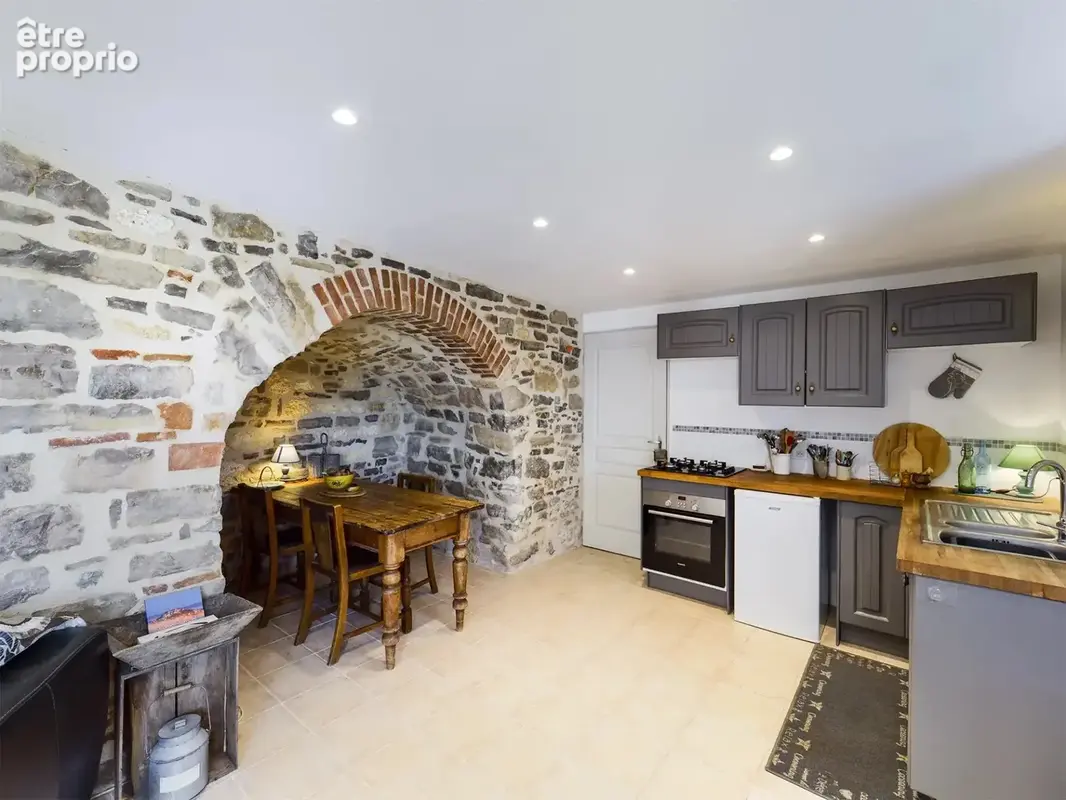 Maison de village rénovée et appartement - photo 6