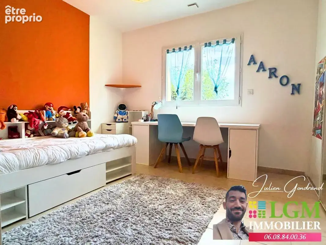  nozières – maison de plain-pied 4 chambres, piscine & garage  - photo 18