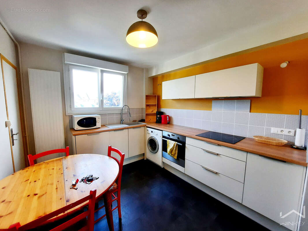 Appartement à SAINT-JACQUES-DE-LA-LANDE