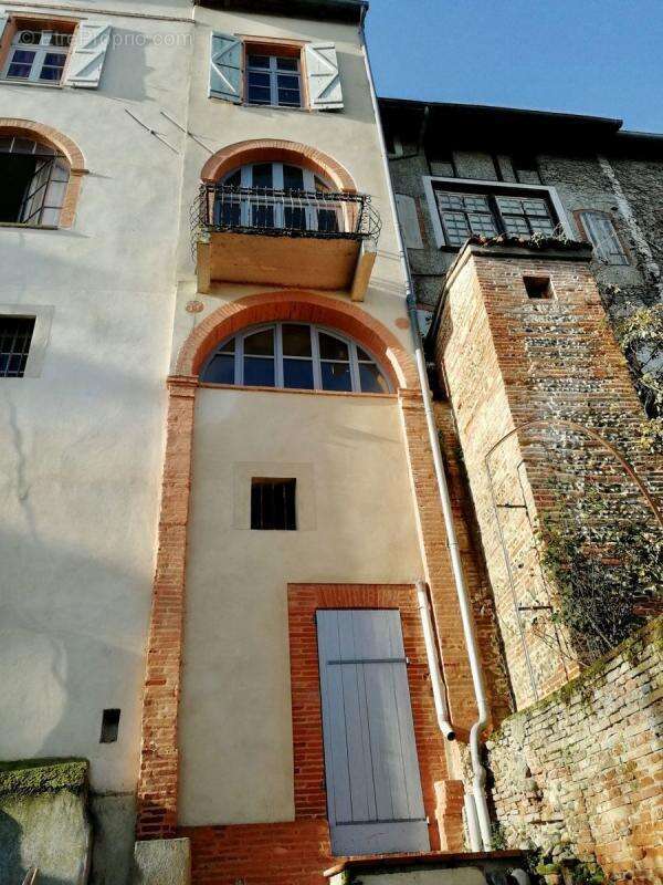 Maison à VERDUN-SUR-GARONNE