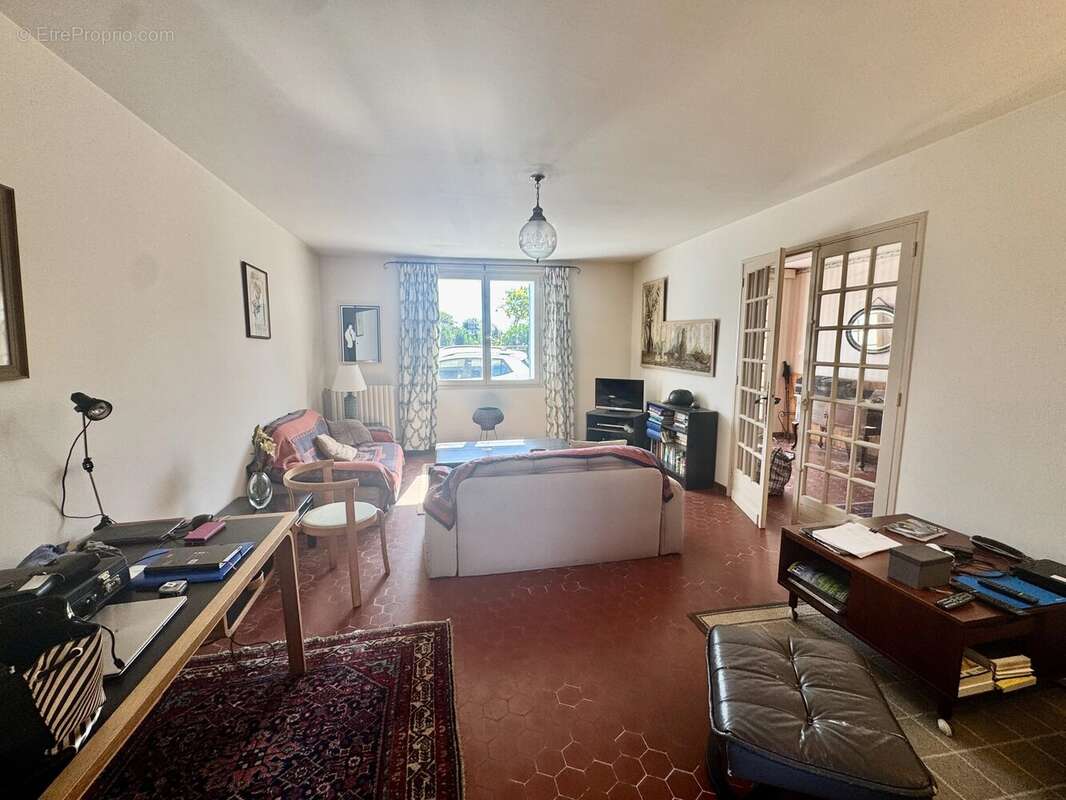 Une maison de charme dans un village très prisé - photo 3