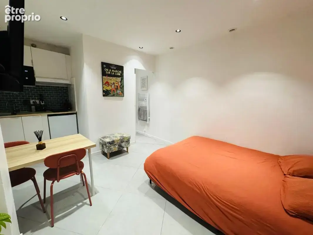 Studio rénové de 17 m² en RDC – Aix centre historique - photo 3