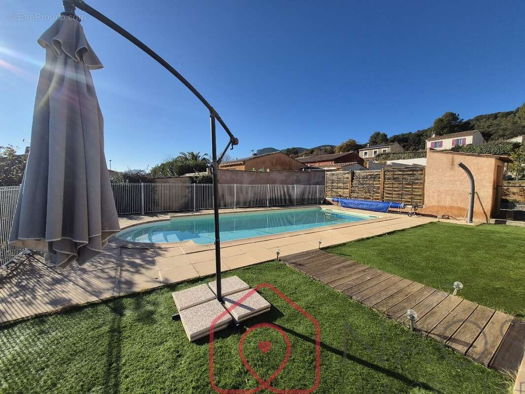 Maison à VILLENEUVE