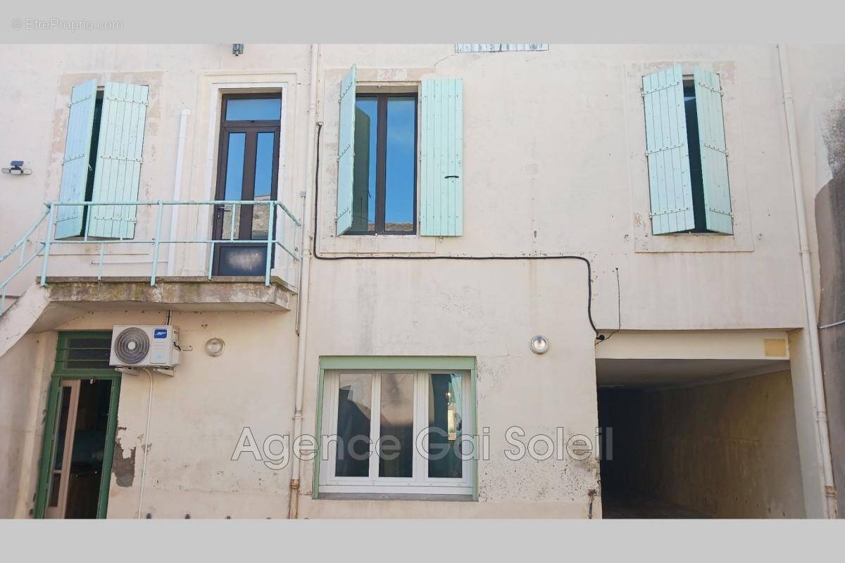 Maison à NISSAN-LEZ-ENSERUNE