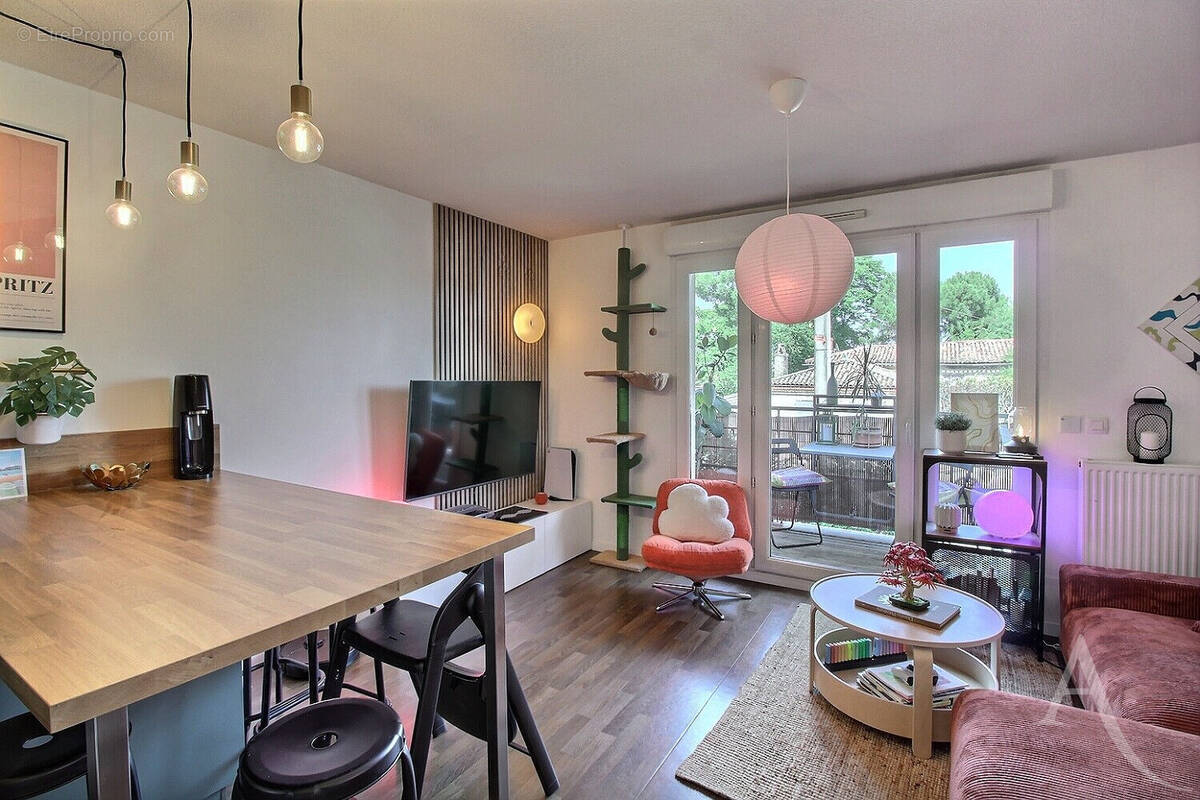 Appartement à VILLENAVE-D'ORNON